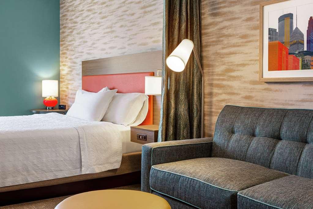 Home2 Suites By Hilton Minneapolis University Area Cameră foto